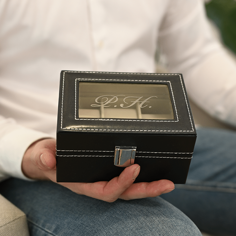 Uhrenetui mit Gravur