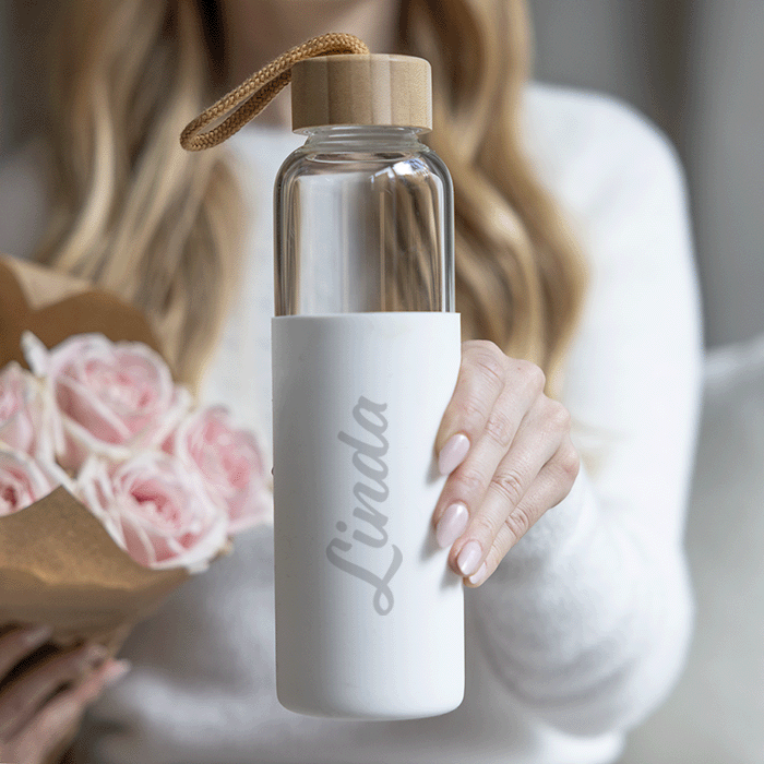 Trinkflasche mit Namen, weiß