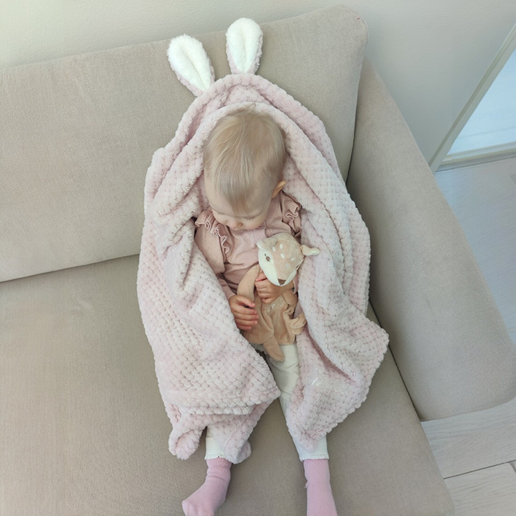 Personalisiertes Kuscheldecke mit Hasenohren