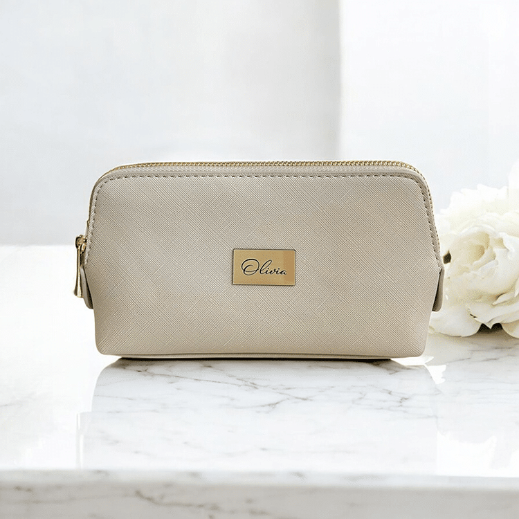 Kosmetiktasche mit Namensschild – Bild 3