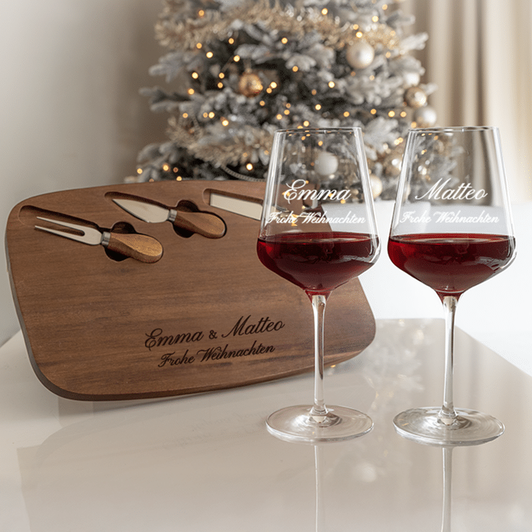 Weingläser und Käsebrett mit Gravur – Set, Weihnachten