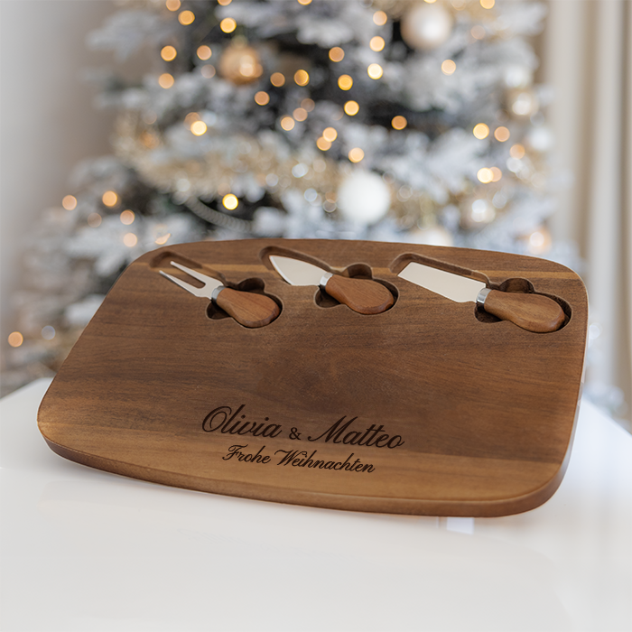 Servierbrett und Käsemesser mit Gravur, Weihnachten