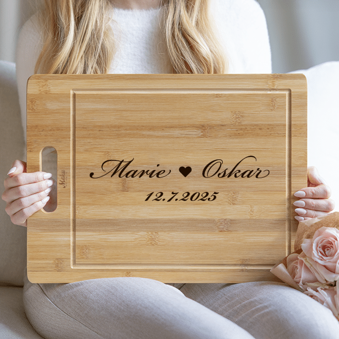 Schneidebrett mit Gravur, Verlobung