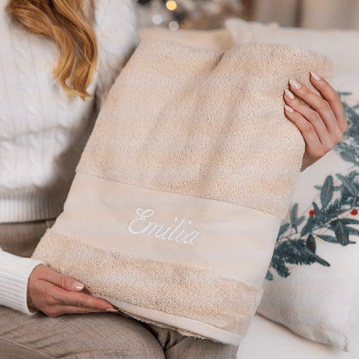 High-End Badehandtuch mit Namen, 100 x 150 cm, beige
