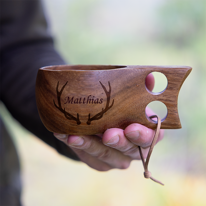 Kuksa mit Gravur, Hörner