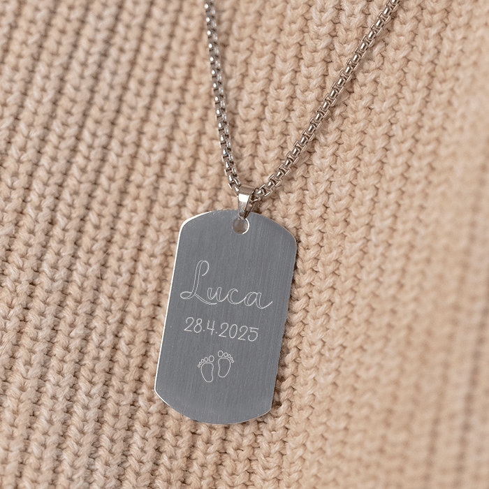 Herren-halskette mit Gravur, Babyfüßchen – Bild 2